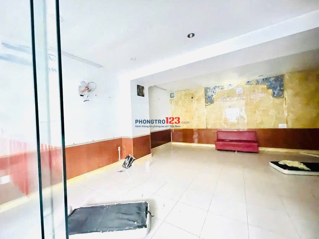 Cho thuê mặt tiền Hoàng Văn Thụ, Quận Tân Bình Diện tích 7x19m