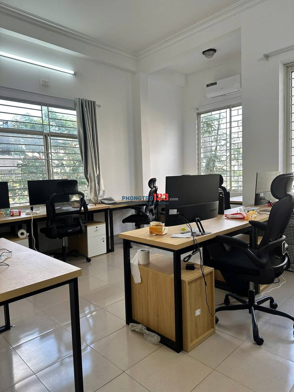 Cho thuê nhà 4.5 tầng mặt tiền Ông Ích Khiêm gần khu Phú Gia Compound, Hải Châu - 27tr