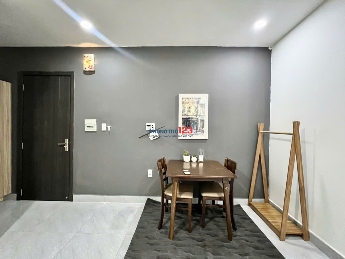 STUDIO BÌNH THẠNH – PHAN VĂN TRỊ