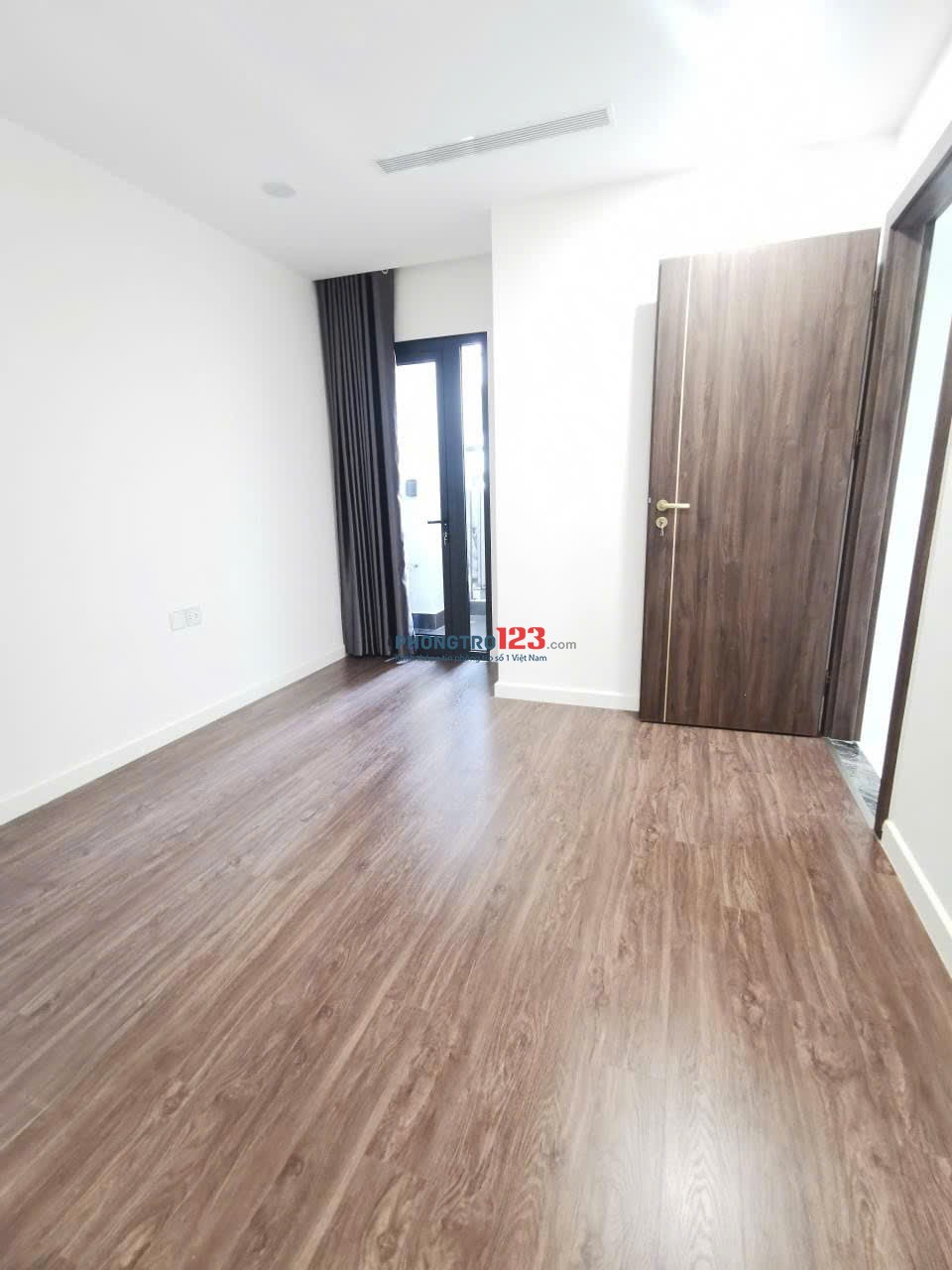 Chung cư Richmond, Nguyễn Xí, BT: 70m2, 2p ngủ, nhà mới, ban công, 12,5tr