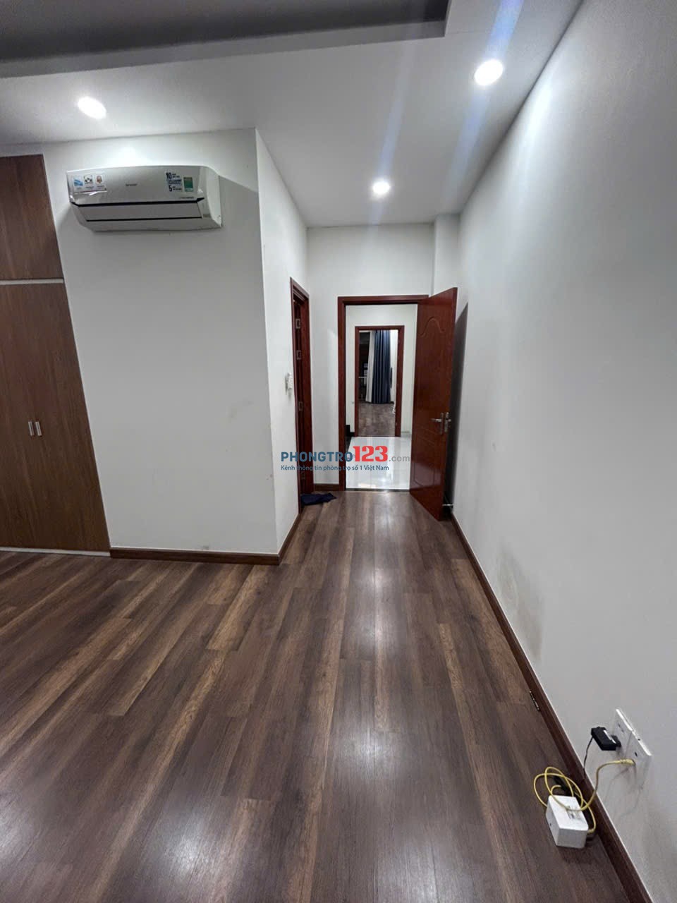 Tìm nữ ở ghép Lê Văn Lương Nhà Bè