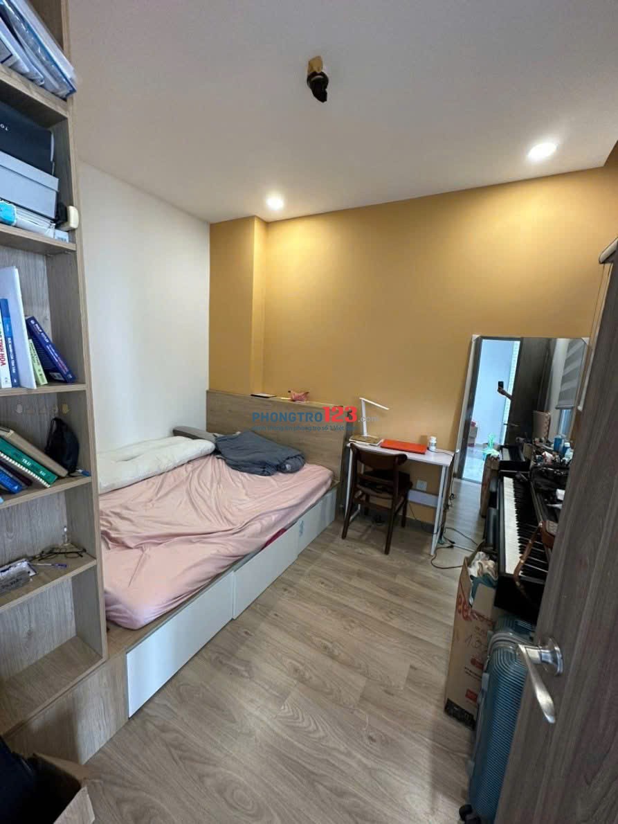 Căn hộ Screc Tower Trường Sa, Quận 3: 100m2, 3p ngủ, 2wc 15tr/th.