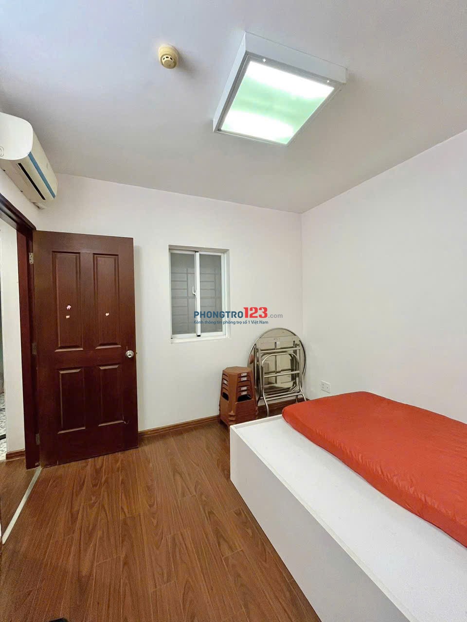 Chung cư Screc, 974 Trường Sa, Q3: 15tr/tháng, 3p ngủ, 95m2, NTCB