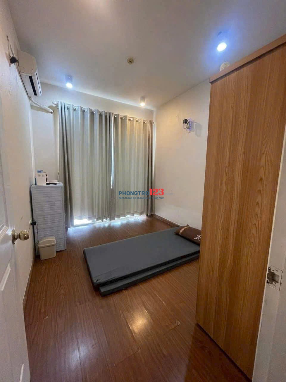 Chung cư 590, CMT8,P11, Quận 3:97m2,3p ngủ,2wc,NTCB, 15.5tr