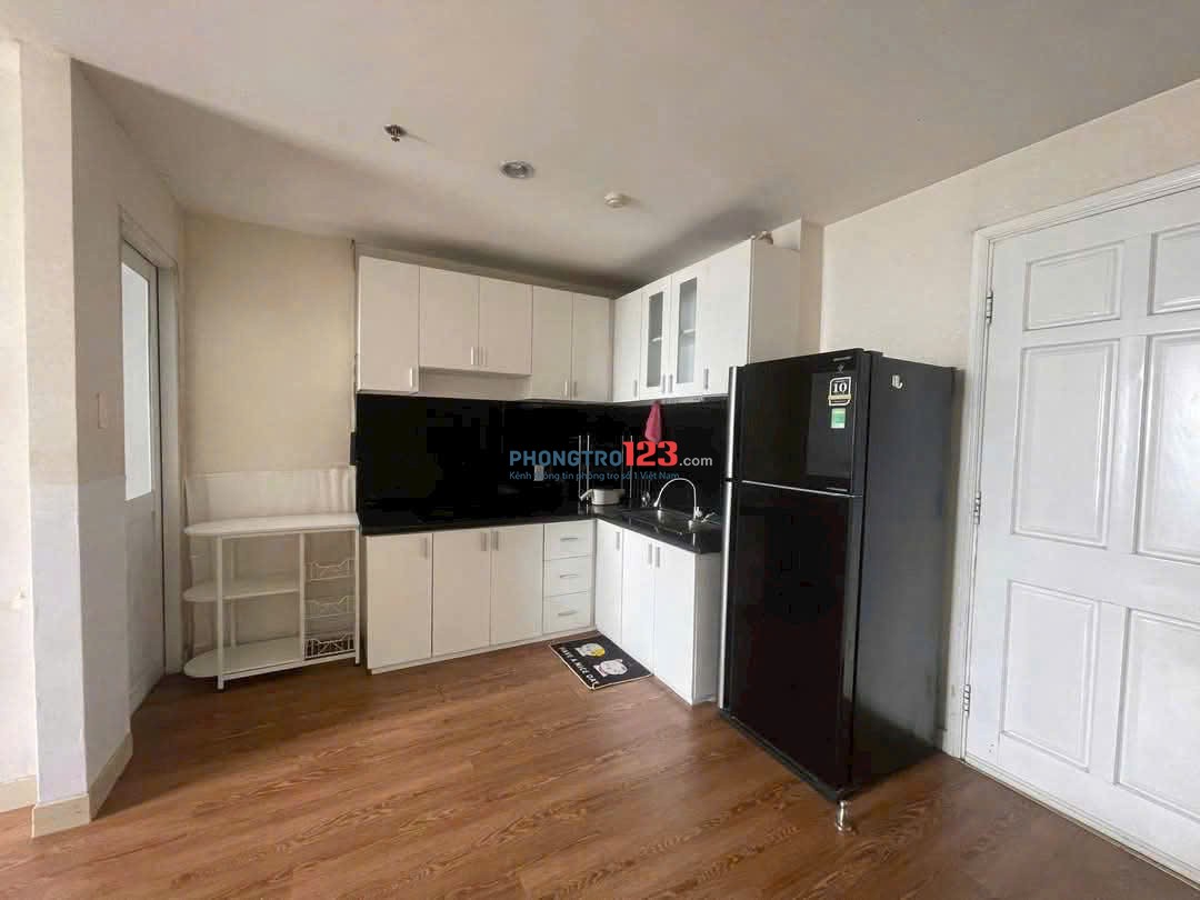 Chung cư 590, CMT8,P11, Quận 3:97m2,3p ngủ,2wc,NTCB, 15.5tr