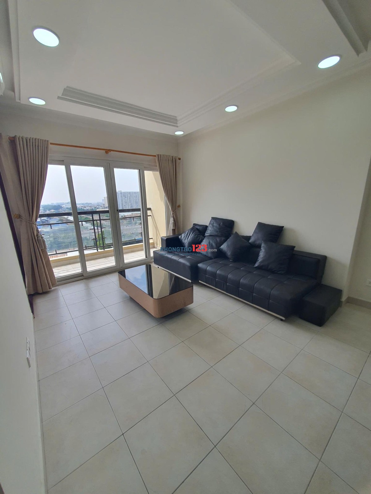 Chung cư Screc Tower, Trường Sa căn 3p ngủ rộng 105m2 chỉ 15,5tr/th