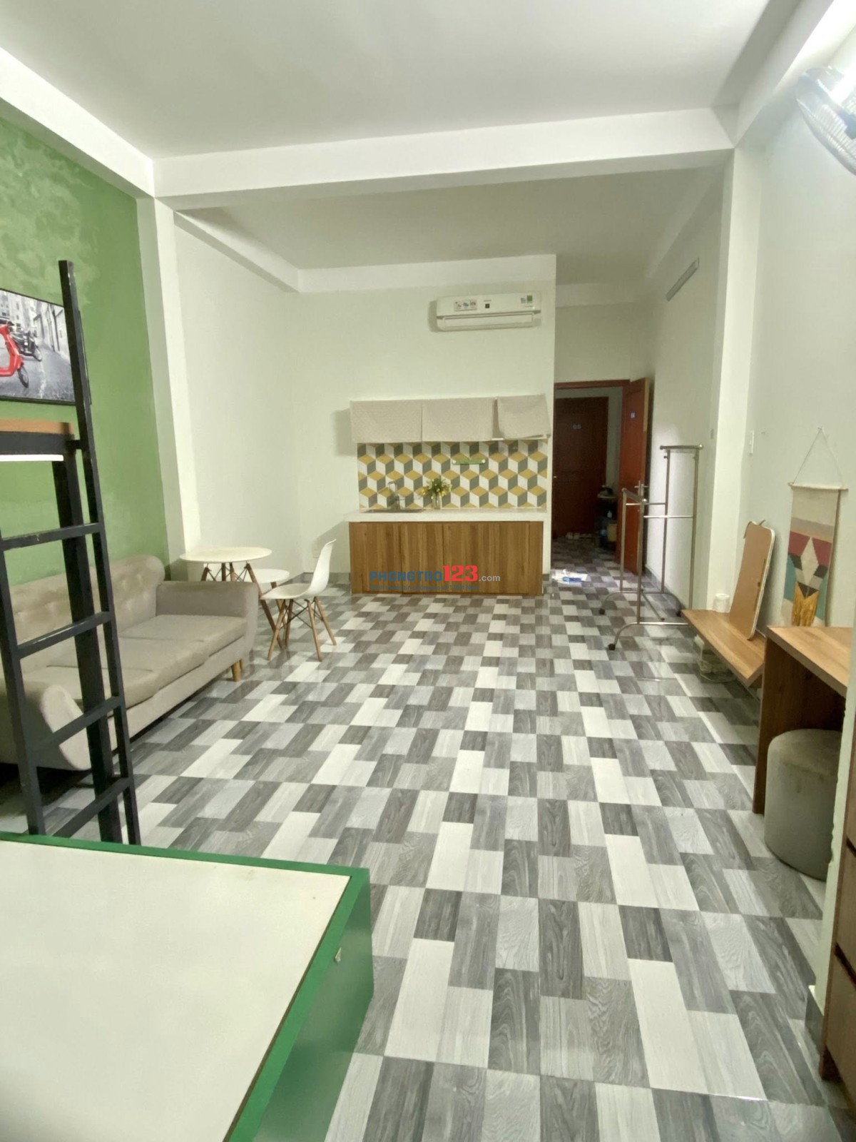 Trống 1 phòng full nội thất, Đường Thống Nhất