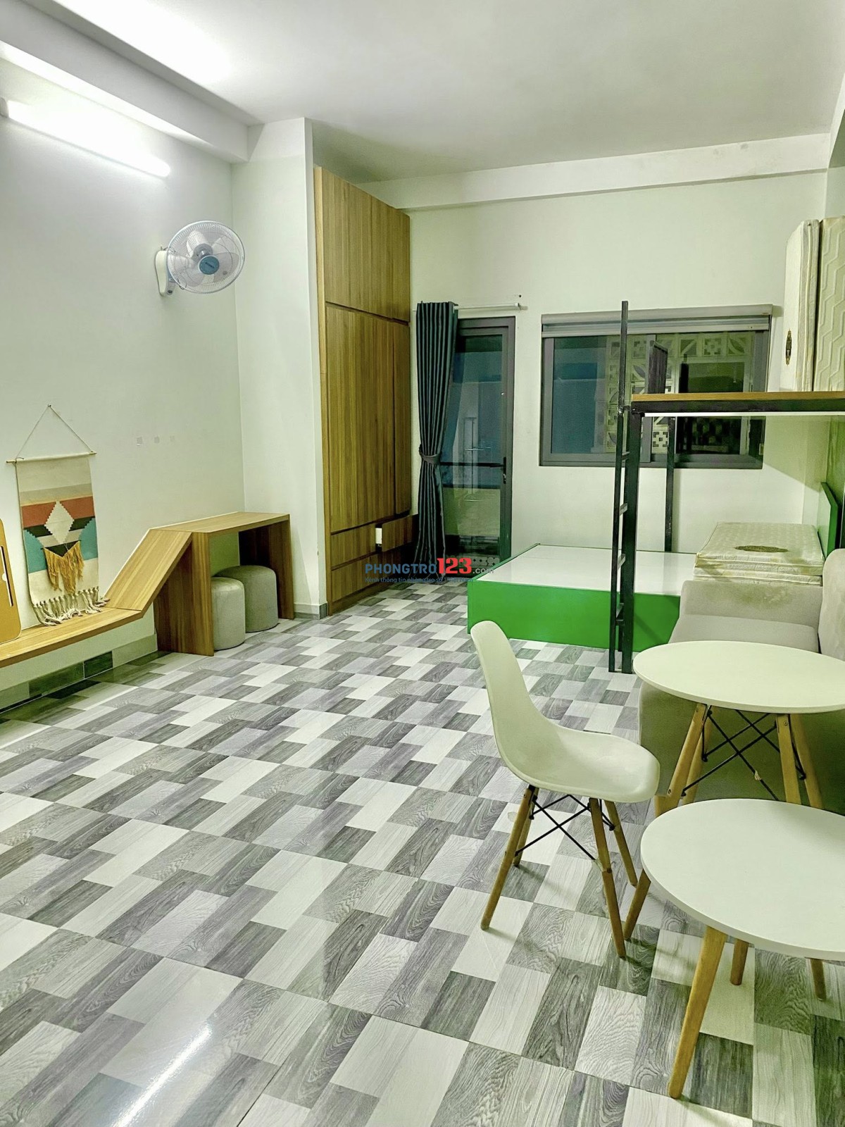 Trống 1 phòng full nội thất, Đường Thống Nhất