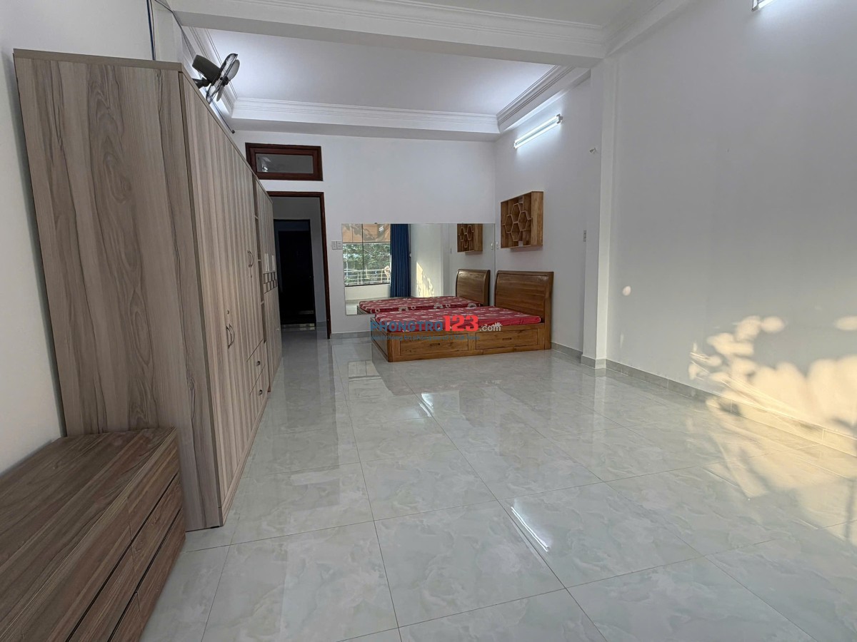 Phòng xịn Đặng Thuỳ Trâm, bao rộng (có ban công + nội thất)