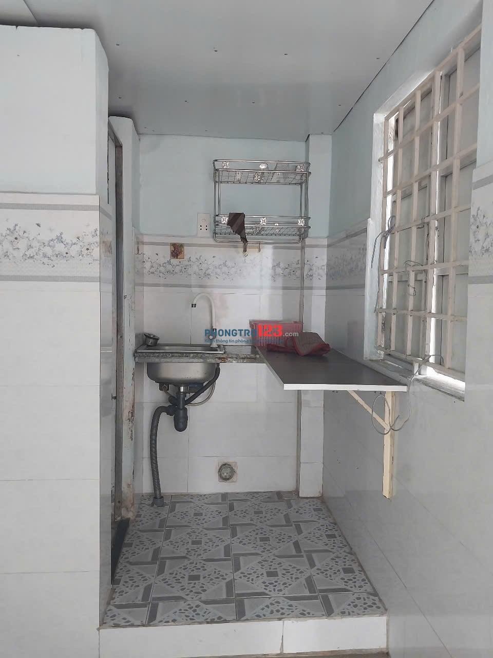 Cho thuê nhà trọ địa chỉ 127A, ĐHT05. Tổ 29 Khu phố 3, Phường Hiệp Thành, Q12