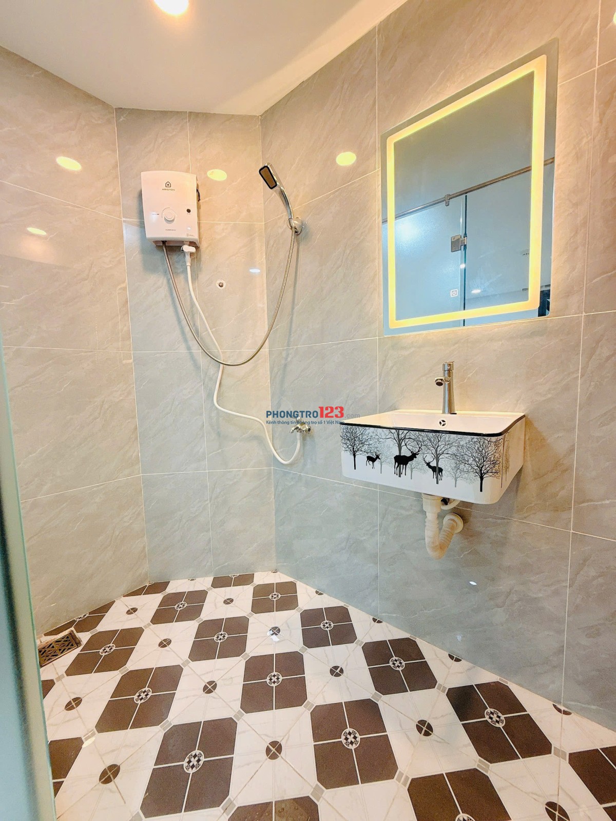 * Cho Thuê Căn Hộ Dịch Vụ Cao Cấp MẶT TIỀN Âu Dương Lân Q8. THANG Máy, Full NT, Mới Đẹp, Tự Do