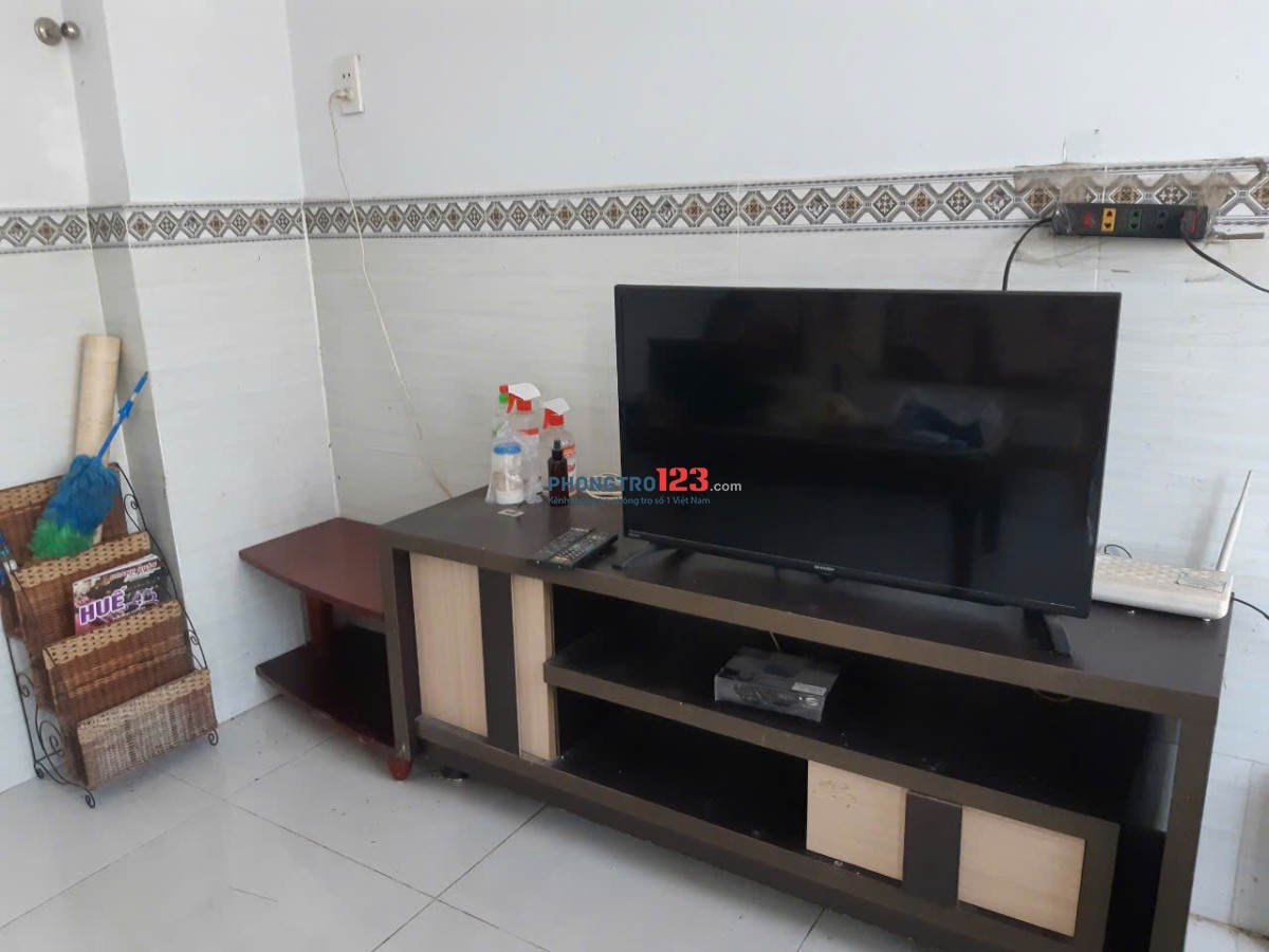 Nhà nguyên căn 2 phòng ngủ, 60m2, đường Thạnh xuân 25, Q.12