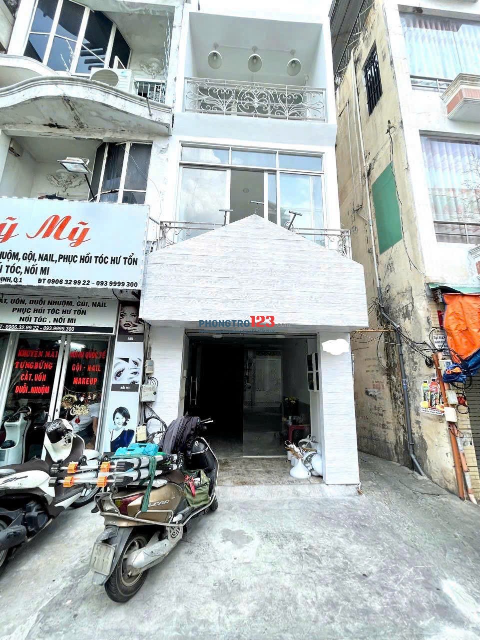CHO THUÊ NHÀ NGUYÊN CĂN MẶT TIỀN TẠI TRUNG TÂM QUẬN 1