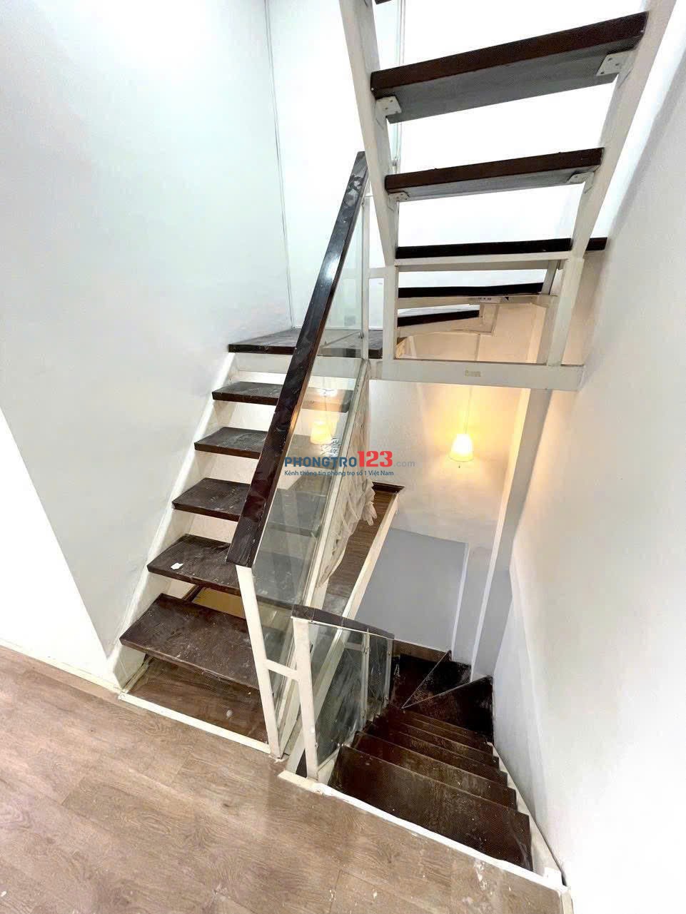 CHO THUÊ NHÀ NGUYÊN CĂN MẶT TIỀN TẠI TRUNG TÂM QUẬN 1