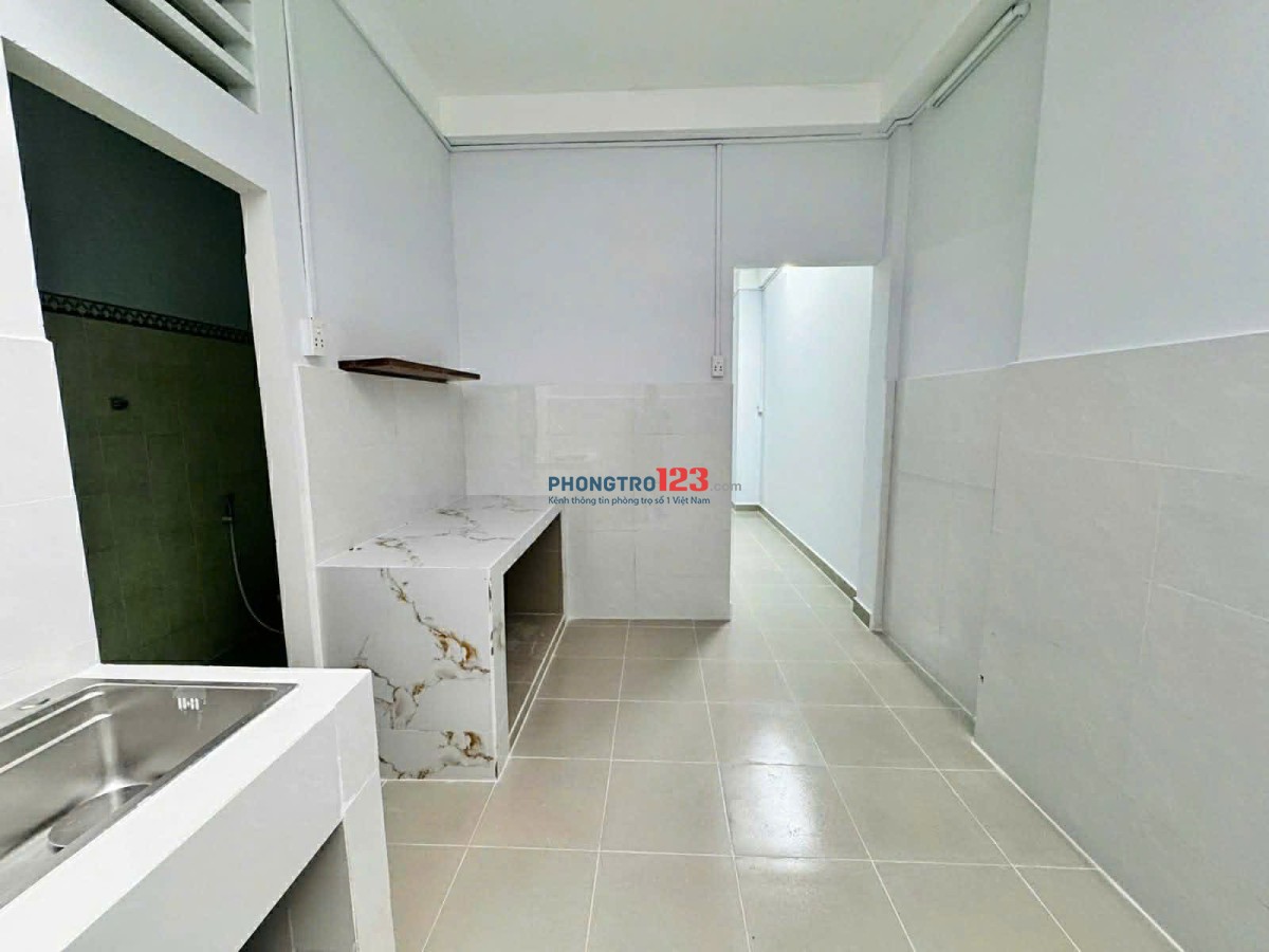 NHÀ 1 TRỆT 1 LẦU, 2 PHÒNG NGỦ, 2 WC, KHU SÂN BAY VÀ CÔNG VIÊN GIA ĐỊNH