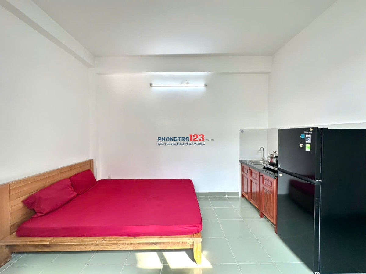 PHÒNG CỬA SỔ ĐỦ NỘI THẤT CÓ THANG MÁY - LÊ VĂN SỸ Q.3