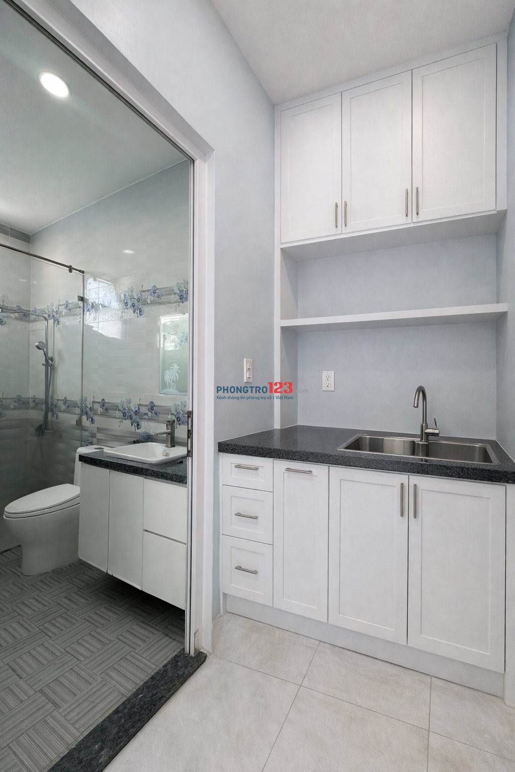 Chính Chủ Cho Thuê Phòng Trọ Ban Công Trong Biệt Thự Cao Cấp - Full nội Thất Mặt Tiền Đường