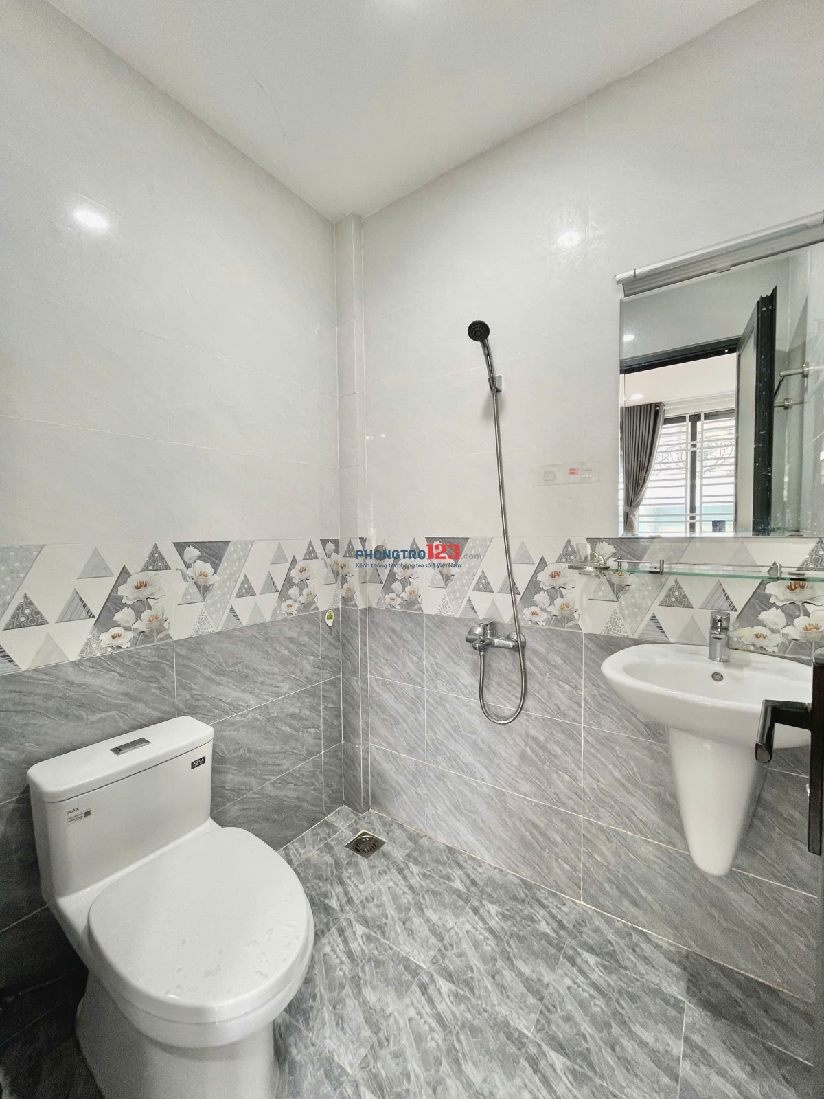 PHÒNG CỬA SỔ ĐẸP - THANG MÁY GẦN CHỢ TÂN MỸ