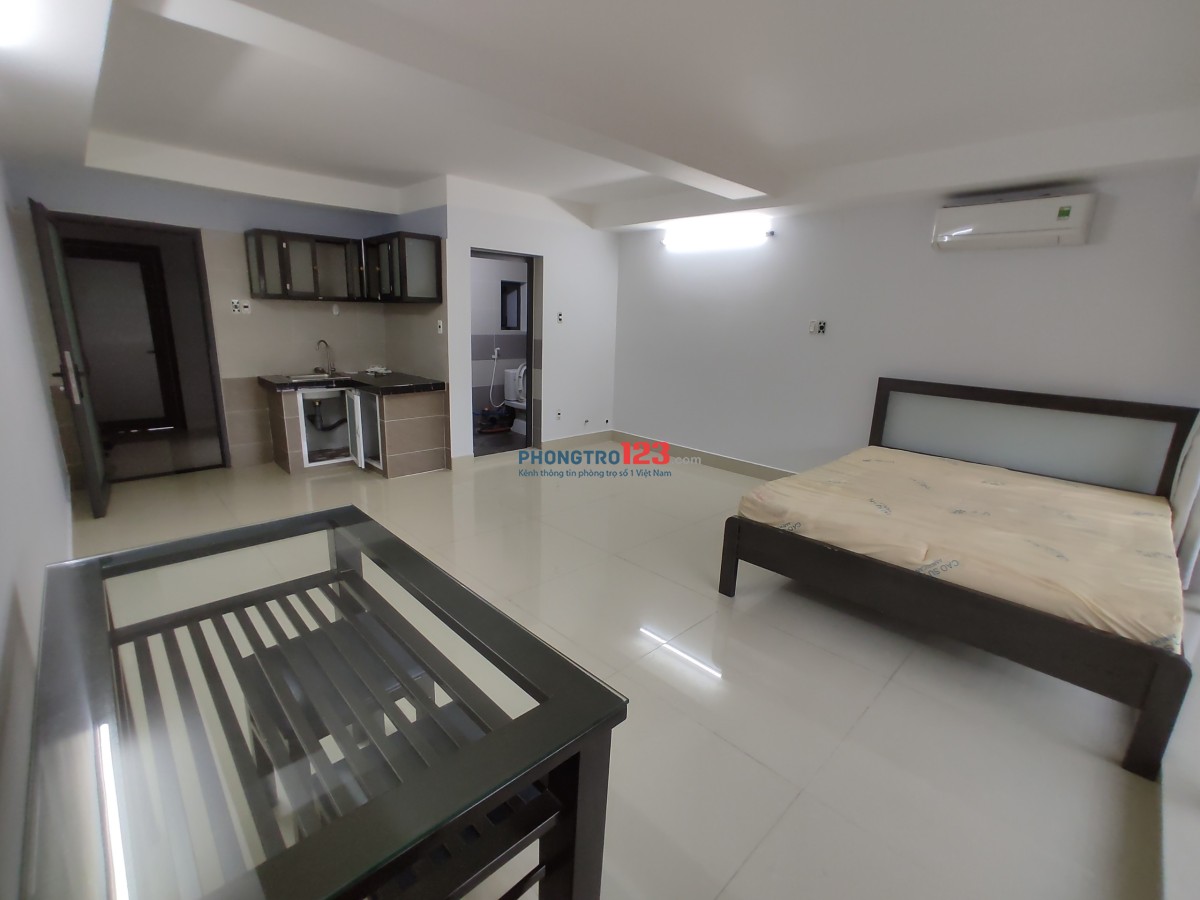 Phòng 25m2 - 3tr5 Cát Lái Q2 cũ