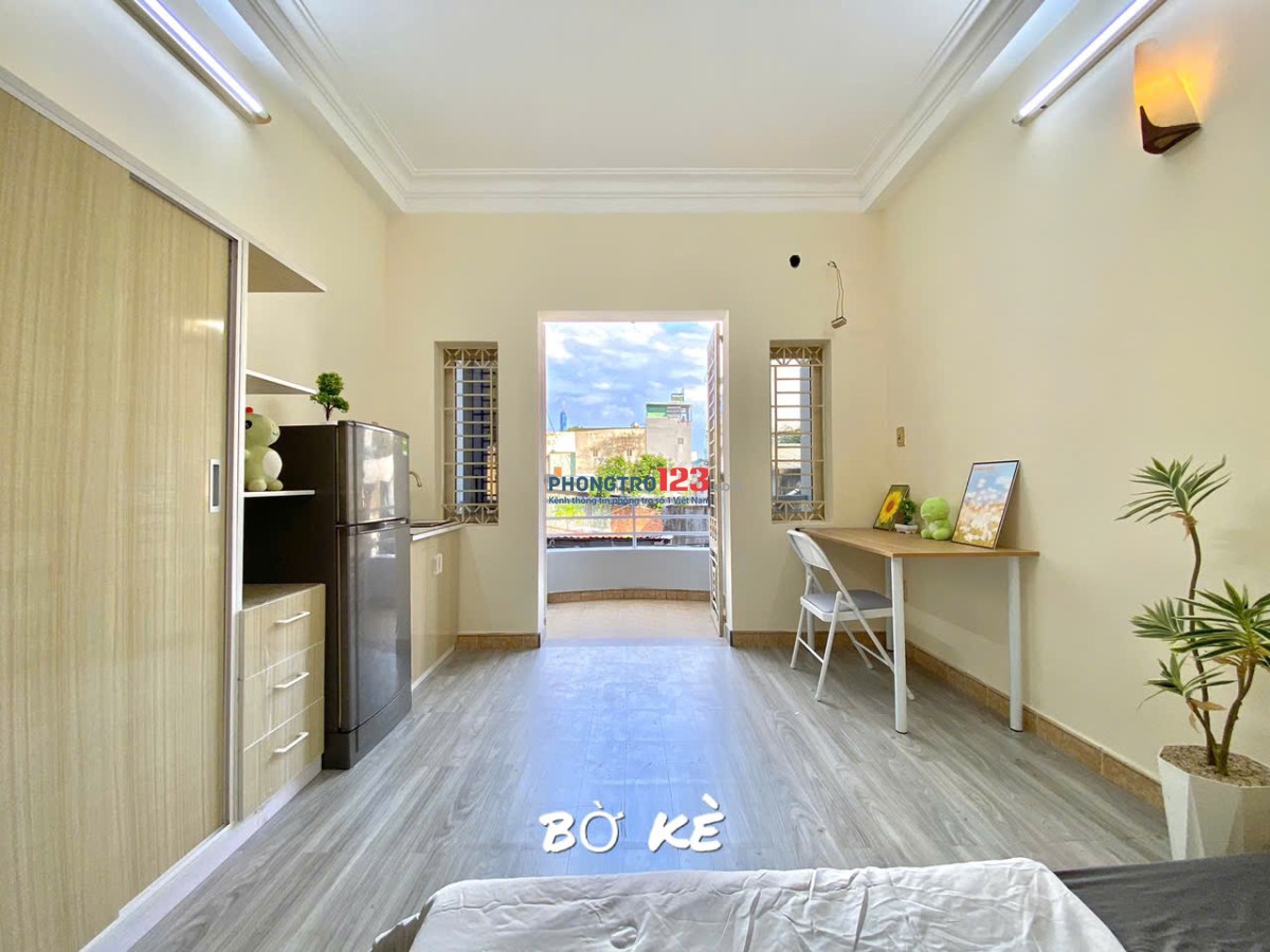 Cho Thuê Phòng Trọ Ban Công - Ngay Bờ Kè Hoàng Sa - Trần Quang Khải - Cầu Bông - Chợ Đakao