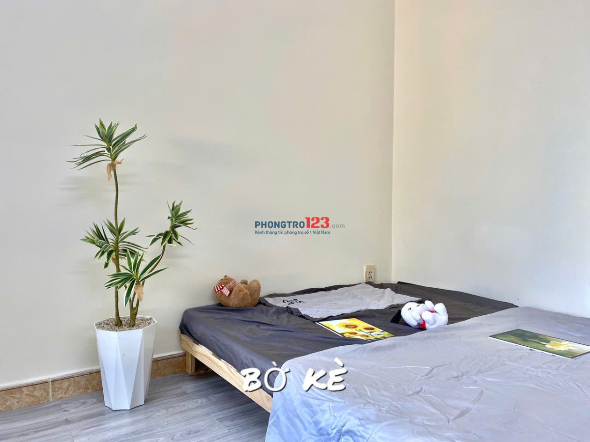 Cho Thuê Phòng Trọ Ban Công - Ngay Bờ Kè Hoàng Sa - Trần Quang Khải - Cầu Bông - Chợ Đakao