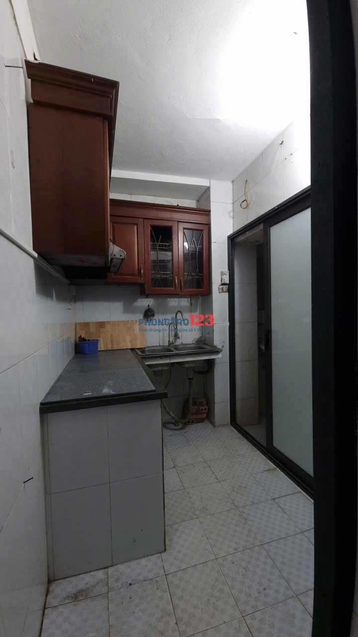 Cho thuê nhà tập thể Cao su sao vàng (Chính chủ)