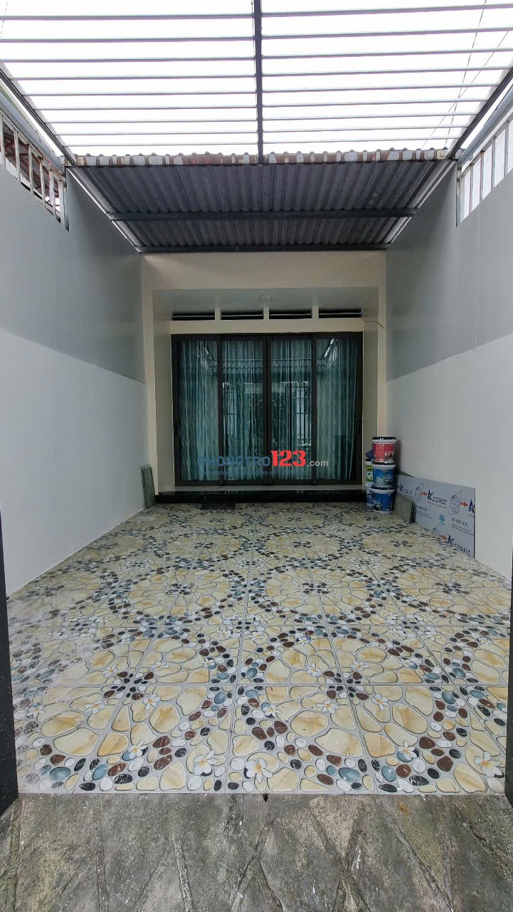 Nhà hẻm 6m, diện tích 104m2, 2 phòng ngủ, đường Trung Mỹ Tây 3, Q.12