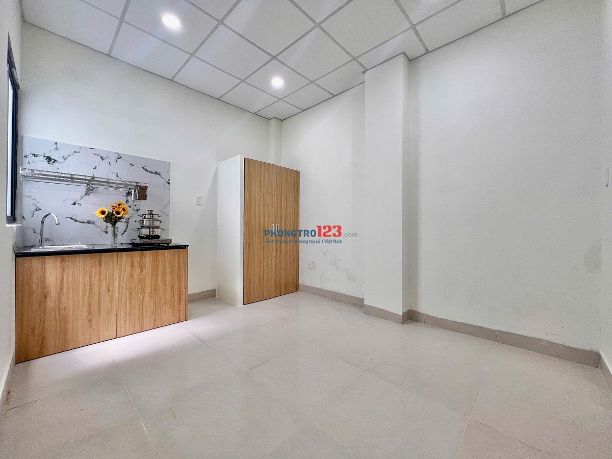 PHÒNG CỬA SỔ MỚI XÂY GẦN KHU CHẾ XUẤT - CẦU TÂN THUẬN