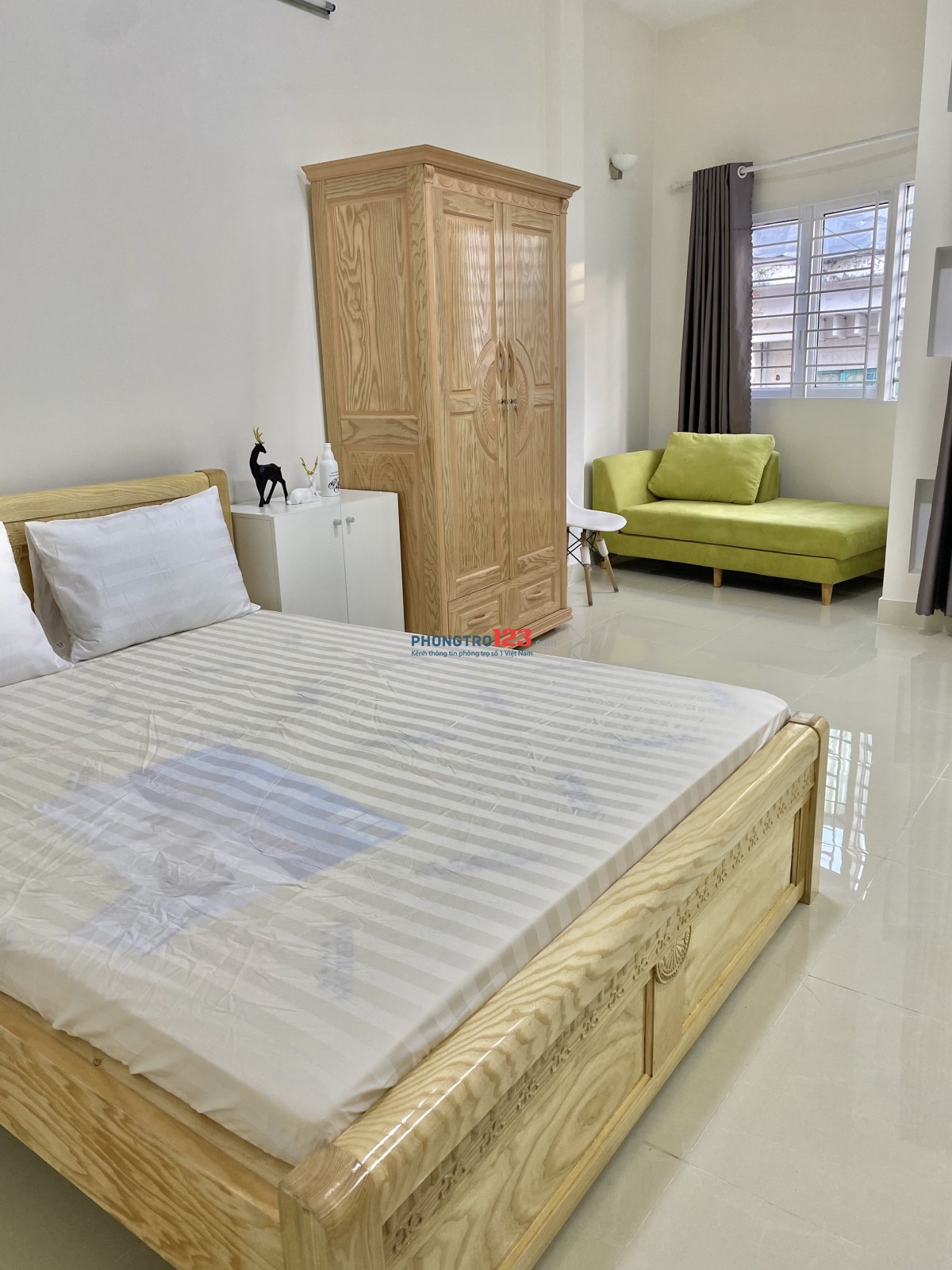 PHÒNG CHO THUÊ Đ. ĐIỆN BIÊN PHỦ GIÁP VÒNG XOAY NGUYỄN BĨNH KHIÊM MỚI LẦU 1 BAN CÔNG CỬA SỔ ĐÓN NẮNG