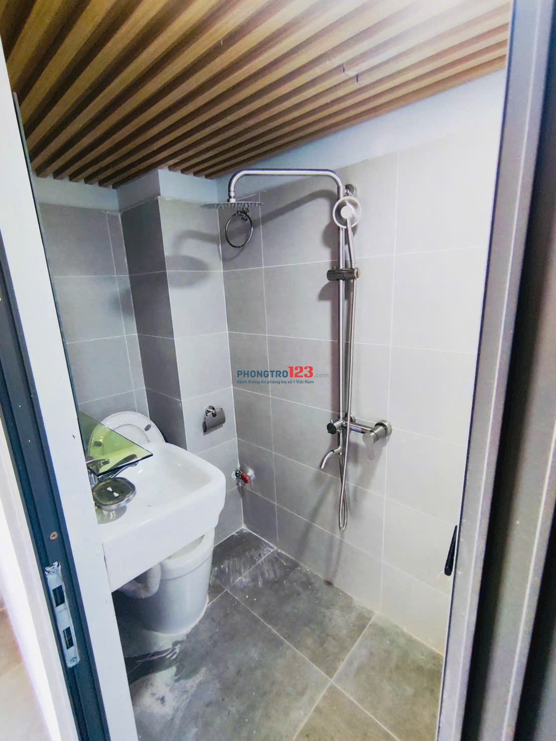 CHO THUÊ TRỌ CÓ GÁC - CÓ NỘI THẤT GIÁ RẺ GẦN BẾN ĐÒ LINH ĐÔNG - GẦN CÁC TRƯỜNG ĐẠI HỌC