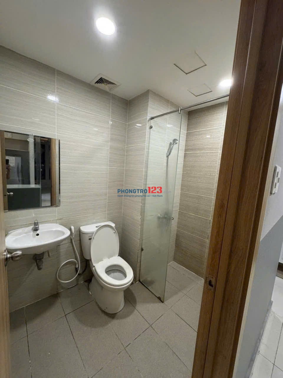 Căn hộ chung cư 2p ngủ, Carillon 2, Tân Phú - giá 10tr/th