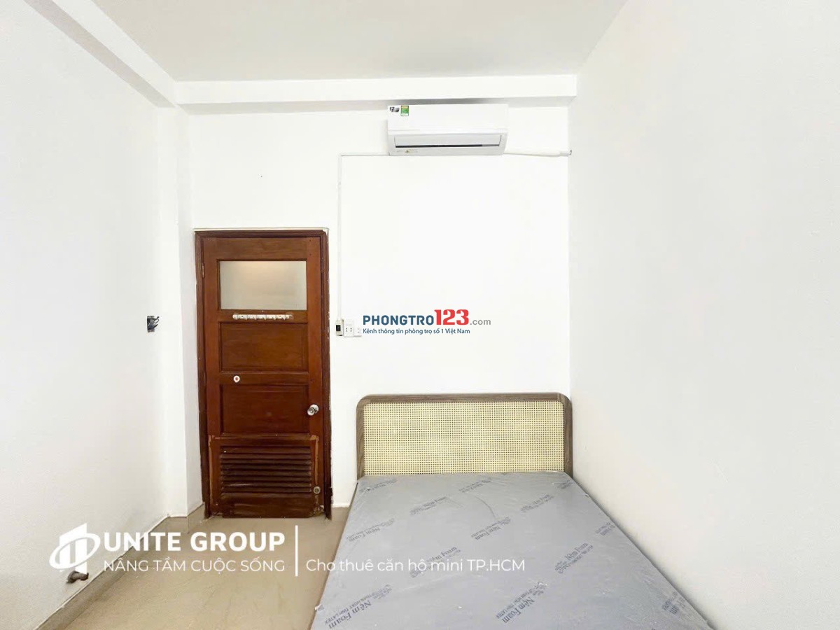 Cho Thuê Phòng Mới 100% ngay Huỳnh Văn Bánh, Phú Nhuận, Full nội thất, Cửa sổ trời giáp Q1, Q3