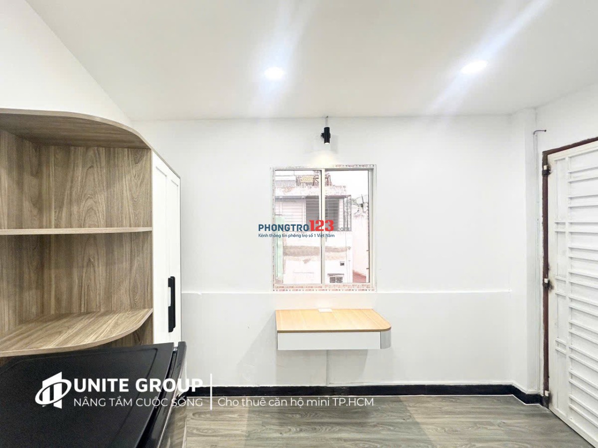 Cho Thuê Phòng Mới 100% ngay Huỳnh Văn Bánh, Phú Nhuận, Full nội thất, Cửa sổ trời giáp Q1, Q3