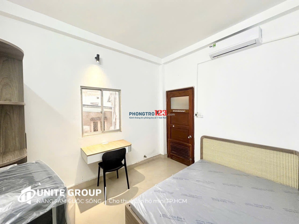 Cho Thuê Phòng Mới 100% ngay Huỳnh Văn Bánh, Phú Nhuận, Full nội thất, Cửa sổ trời giáp Q1, Q3