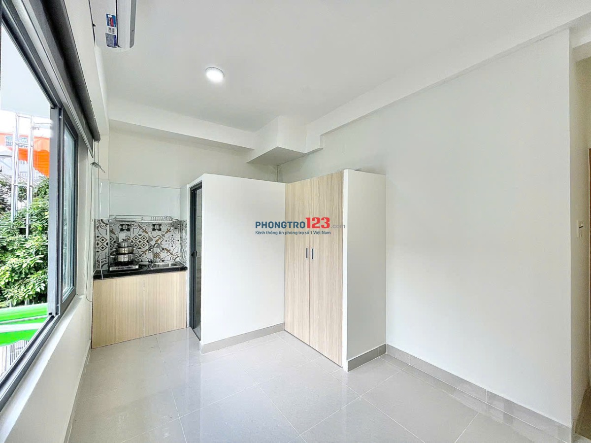 NGAY ĐH RMIT, TÔN ĐỨC THẮNG, GẦN KHU CHẾ XUẤT TÂN THUẬN PHÒNG 25M2 FULL NT