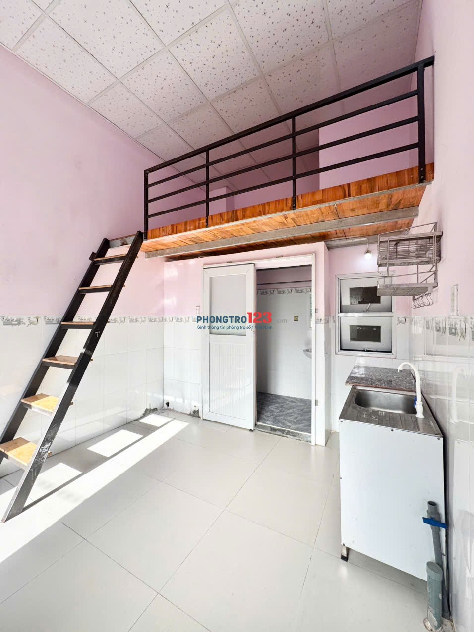 Có gác 25m2 phòng mới đẹp ngay ngã 4 Thủ Đức, đường Hoàng Diệu 2