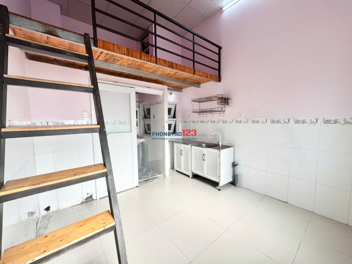 Có gác 25m2 phòng mới đẹp ngay ngã 4 Thủ Đức, đường Hoàng Diệu 2