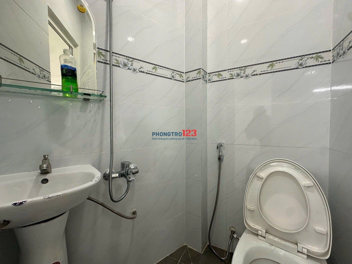 Chính chủ cho thuê mặt tiền đường 229 Trần Não, Quận 2