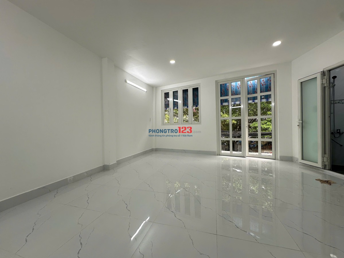 Chính chủ cho thuê mặt tiền đường 229 Trần Não, Quận 2