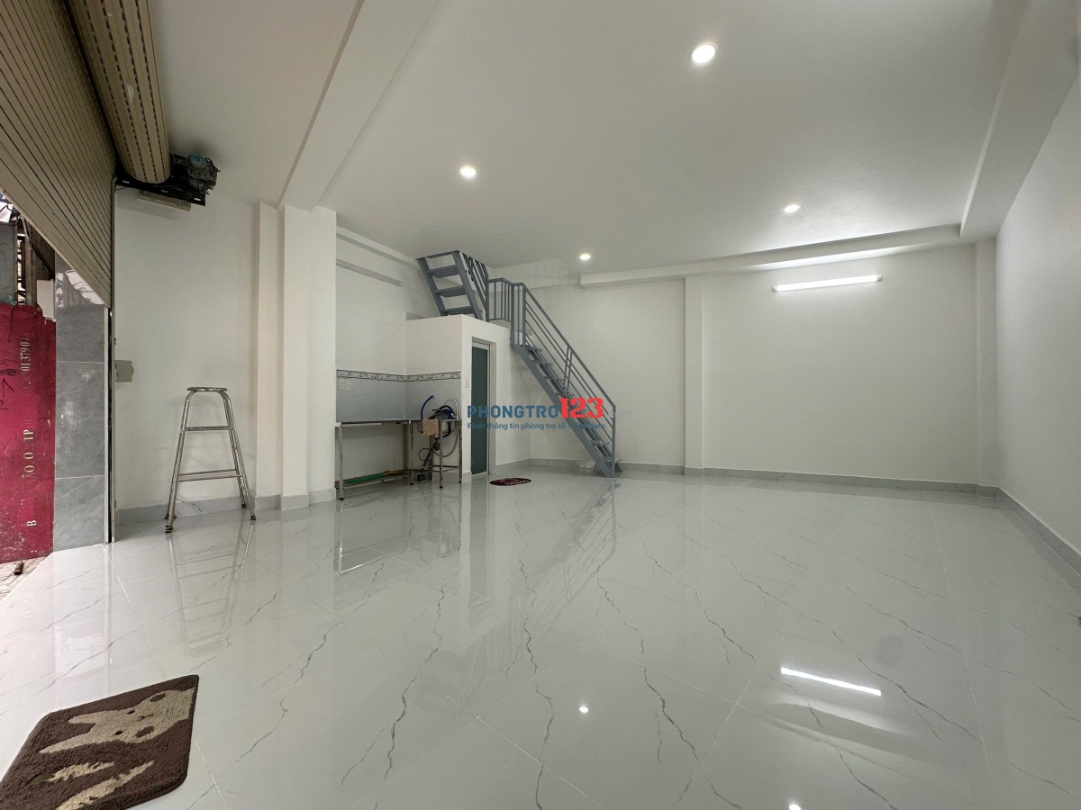 Chính chủ cho thuê mặt tiền đường 229 Trần Não, Quận 2