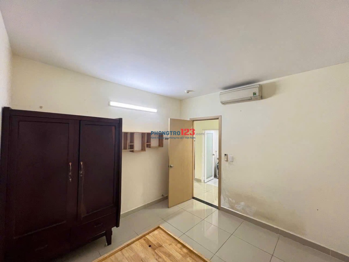 15tr/tháng, C/c Screc, 97m2, 3PN, 2WC, Căn góc, Trường Sa, P12, Quận 3.