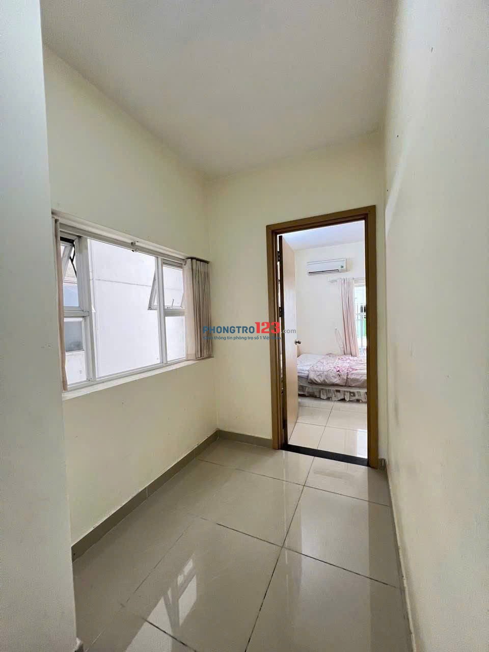 15tr/tháng, C/c Screc, 97m2, 3PN, 2WC, Căn góc, Trường Sa, P12, Quận 3.