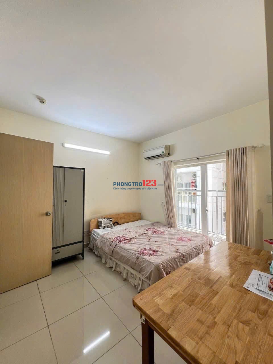 15tr/tháng, C/c Screc, 97m2, 3PN, 2WC, Căn góc, Trường Sa, P12, Quận 3.