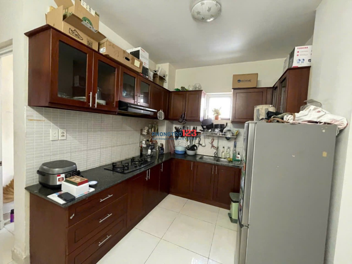 C/c Screc, Trường Sa, P12, Q3, 97m2, 3PN, 2WC, Nội thất, 15tr/th.