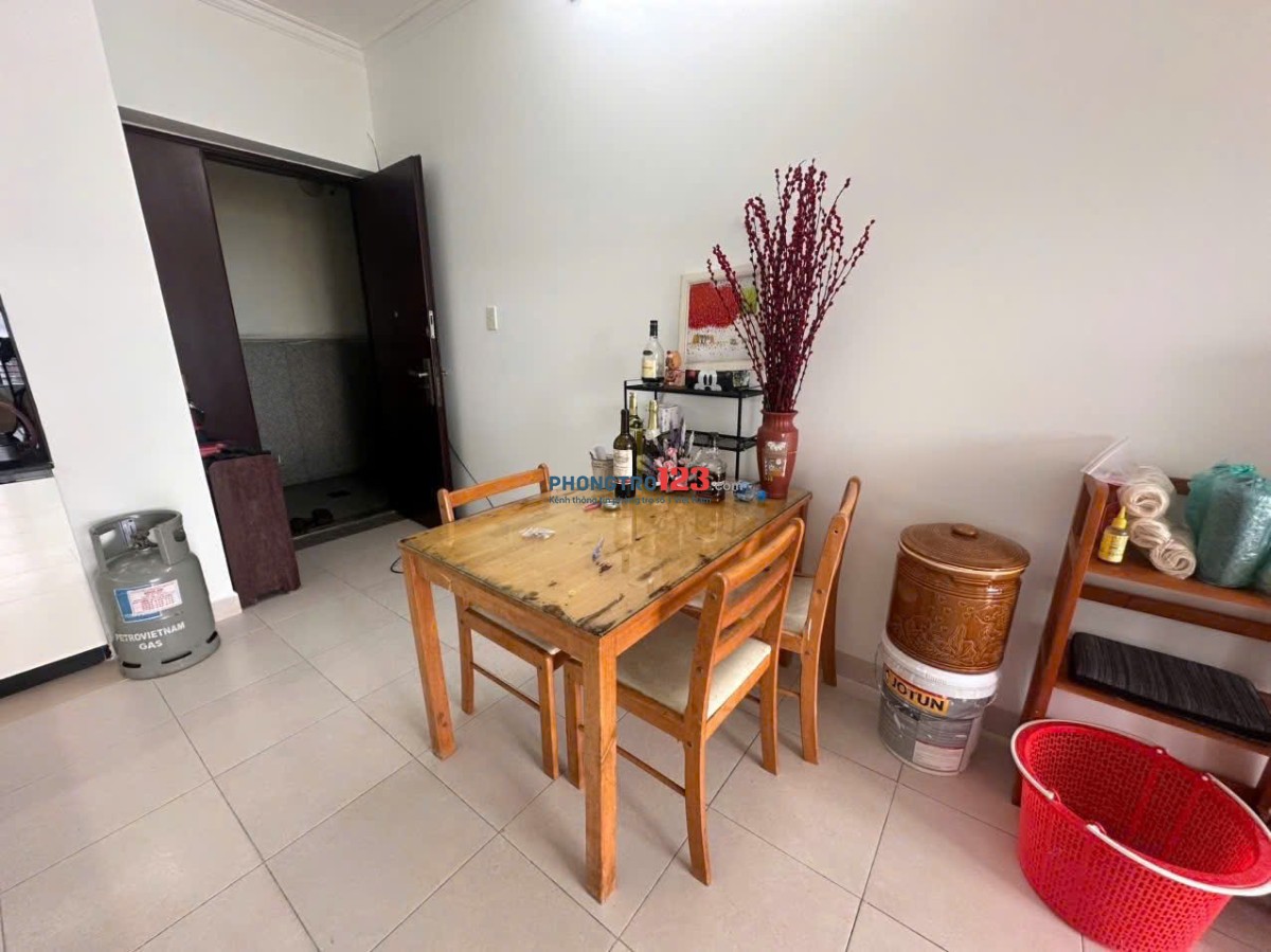 Chung cư Thái An 2, Nguyễn Văn Quá, Q12: 50m2, 1PN, 1WC, NT, 6tr/th.