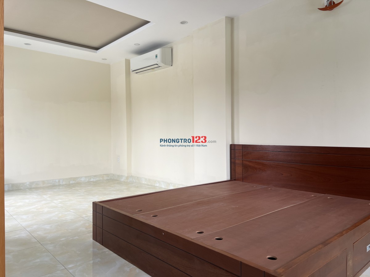 Phòng trọ dành cho nữ. Đường D2/ Nguyễn Gia Trí