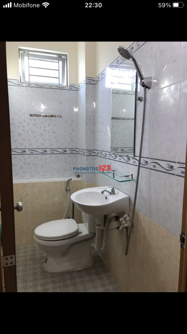 Cho thuê phòng trọ chính chủ giá rẻ ngay vòng xoay Lê đại Hành, q11