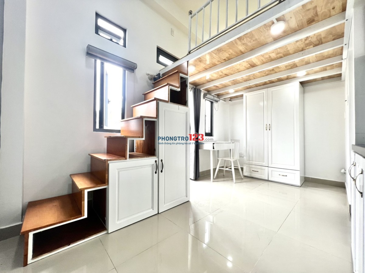 NGAY ĐH VĂN HIẾN, BV TÂN PHÚ BAN CÔNG 25M2 FULL NỘI THẤT MỚI XÂY