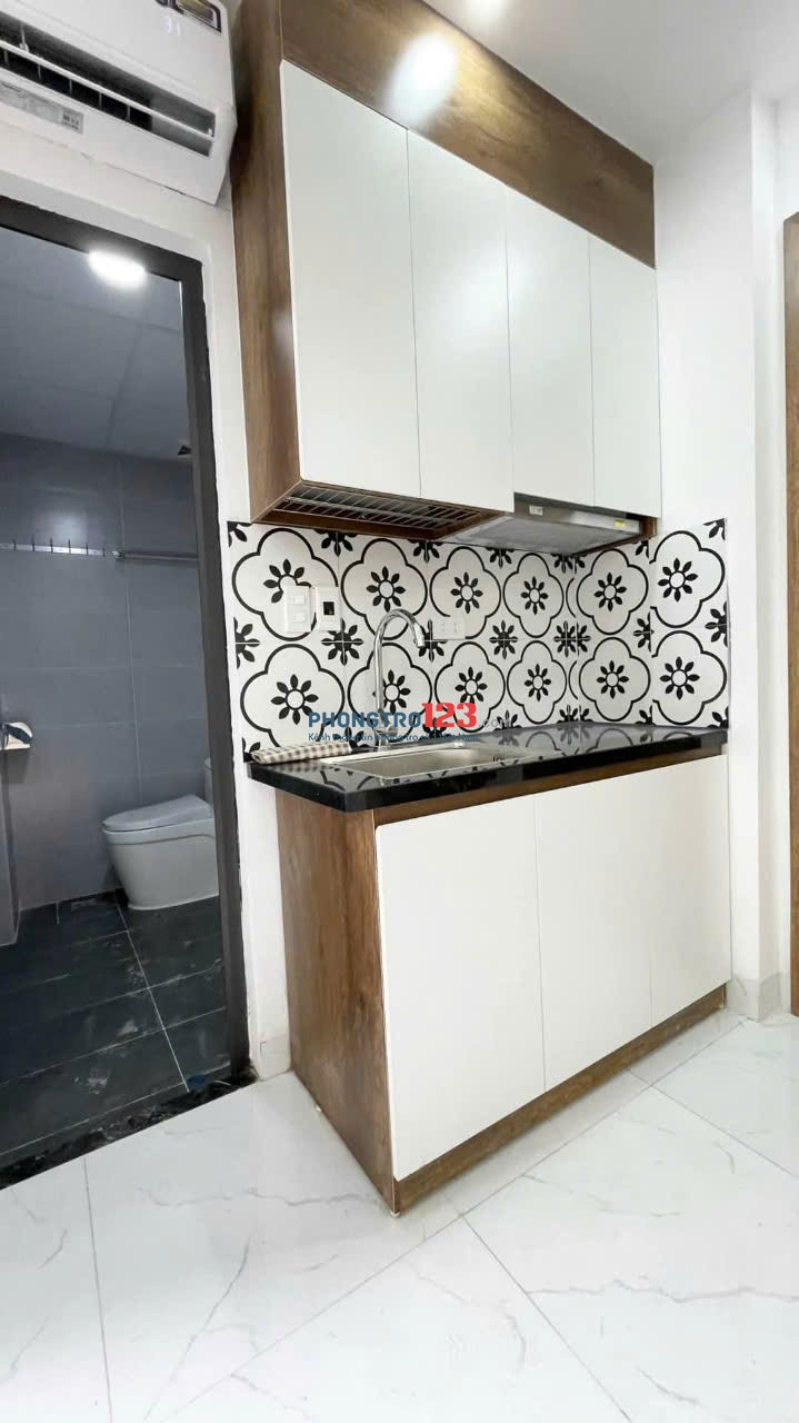 PHÒNG 30M2 FULL NỘI THẤT NGAY THÀNH THÁI QUẬN 10