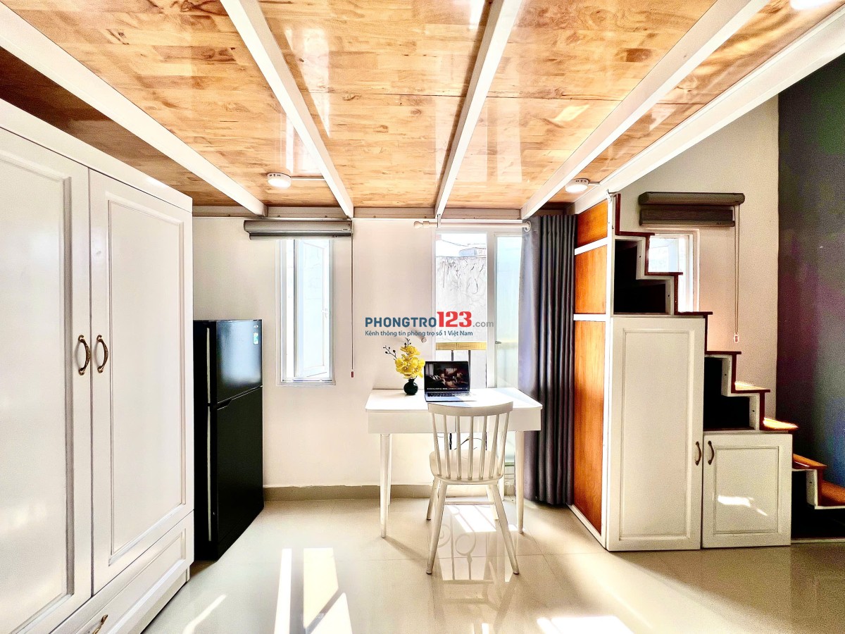 PHÒNG CÓ GÁC CỬA SỔ TRỜI - MỚI XÂY GẦN LẠC LONG QUÂN